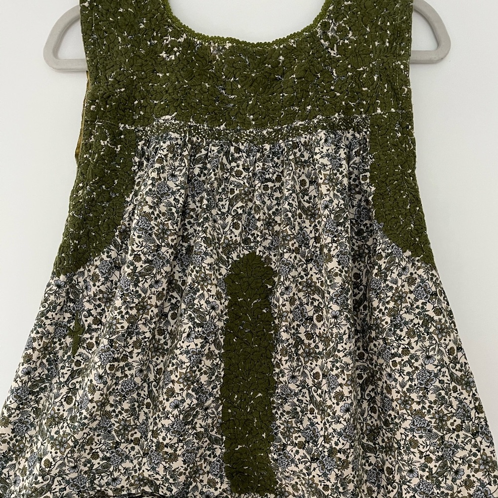 Mi Golondrina Embroidered Floral Top
